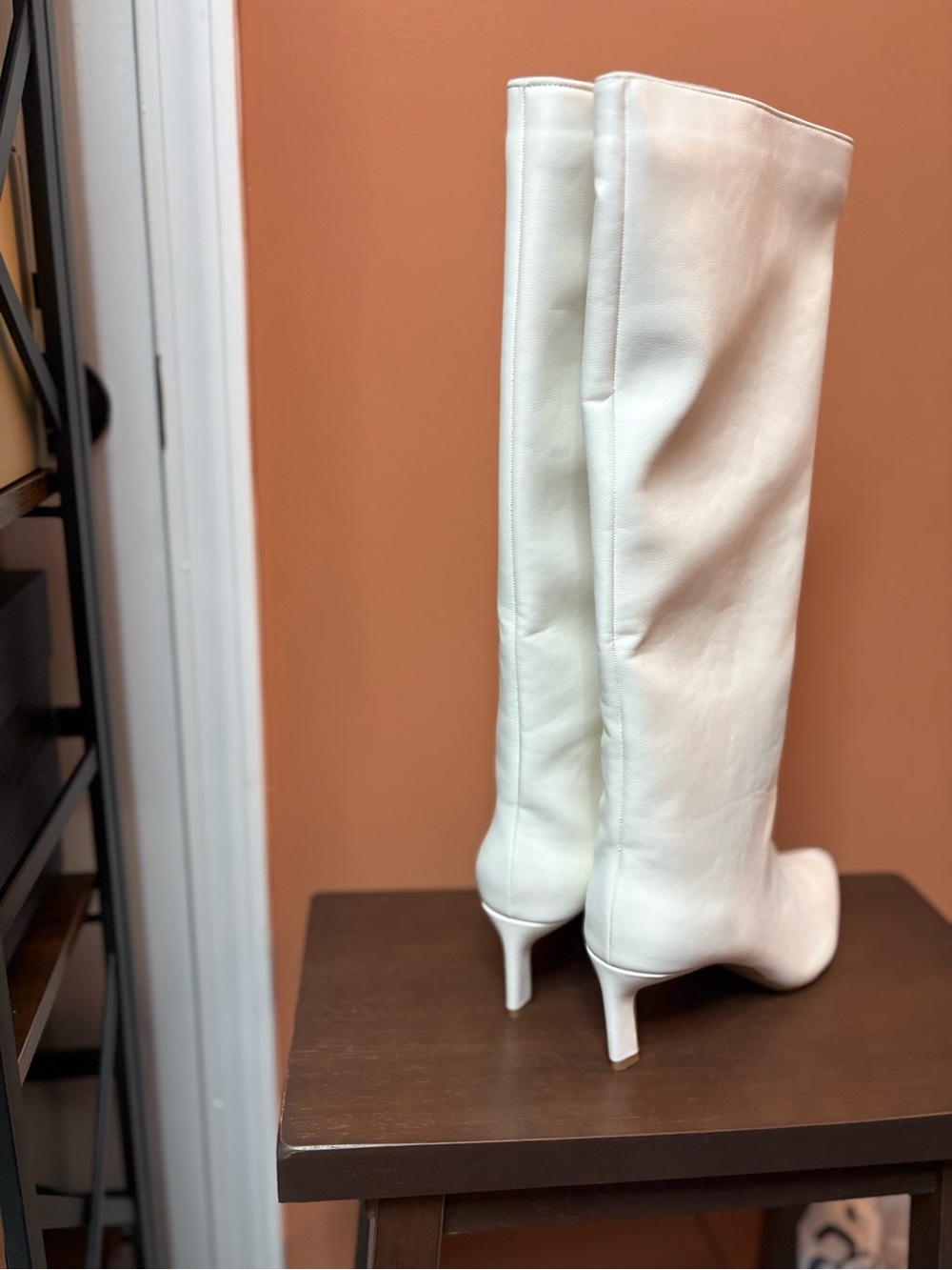 White Knee-High Pointed Toe Stiletto Boots with Side Zip - Picture 3 of 4